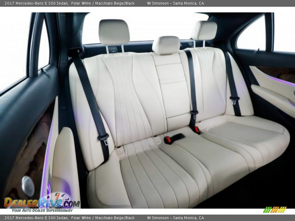 2017 Mercedes-Benz E 300 Sedan Polar White / Macchiato Beige/Black Photo #34