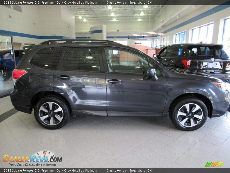 2018 Subaru Forester 2.5i Premium Dark Gray Metallic / Platinum Photo #5