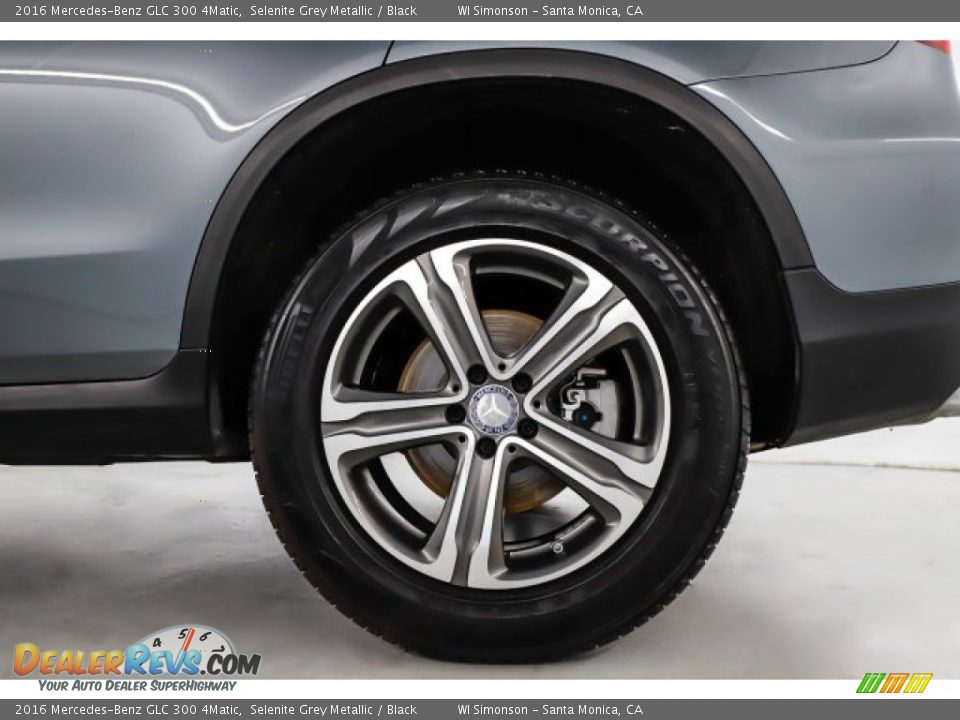 2016 Mercedes-Benz GLC 300 4Matic Selenite Grey Metallic / Black Photo #18
