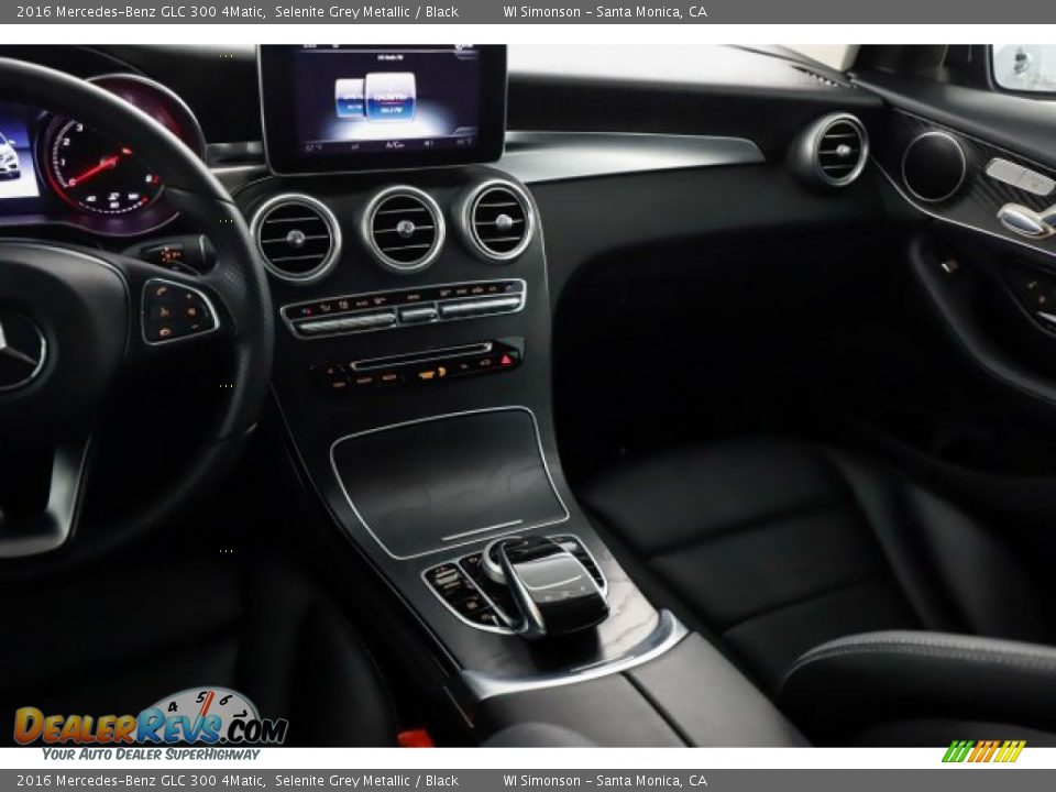 2016 Mercedes-Benz GLC 300 4Matic Selenite Grey Metallic / Black Photo #25