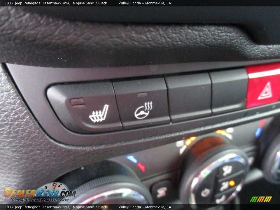2017 Jeep Renegade Deserthawk 4x4 Mojave Sand / Black Photo #16