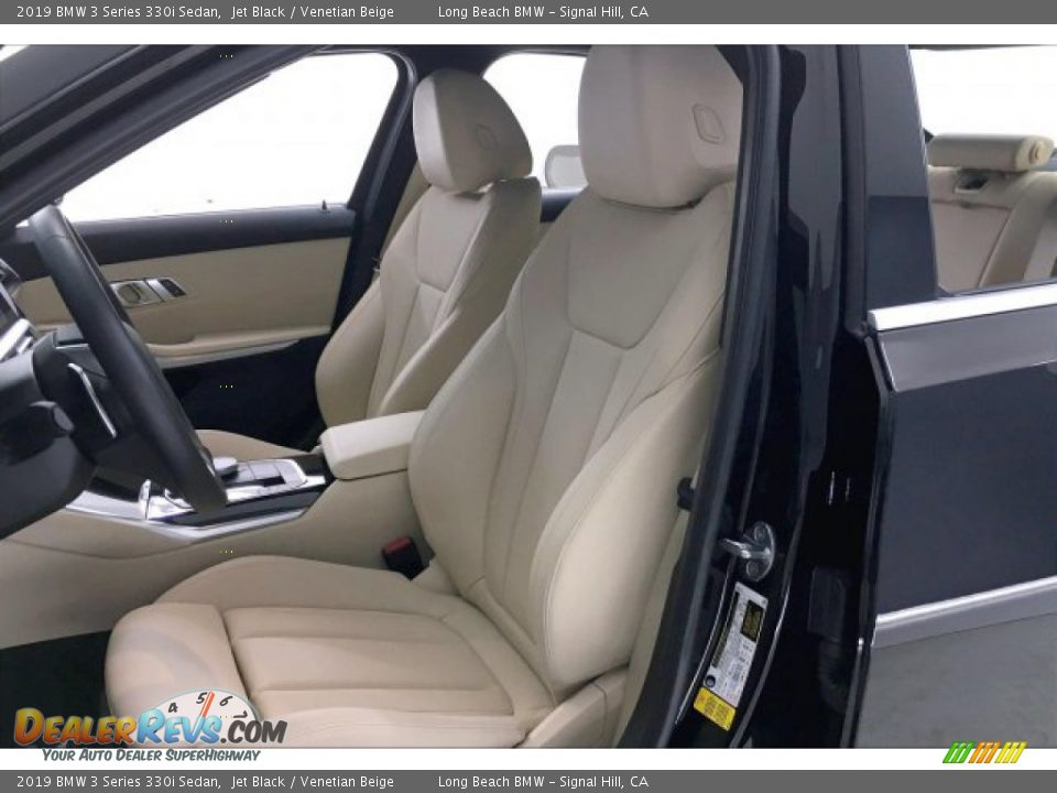 Front Seat of 2019 BMW 3 Series 330i Sedan Photo #32