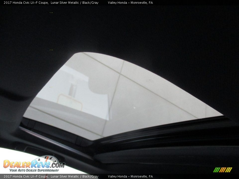 2017 Honda Civic LX-P Coupe Lunar Silver Metallic / Black/Gray Photo #11