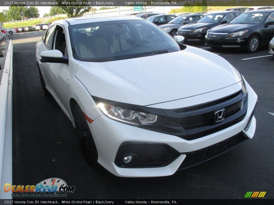 2017 Honda Civic EX Hatchback White Orchid Pearl / Black/Ivory Photo #6