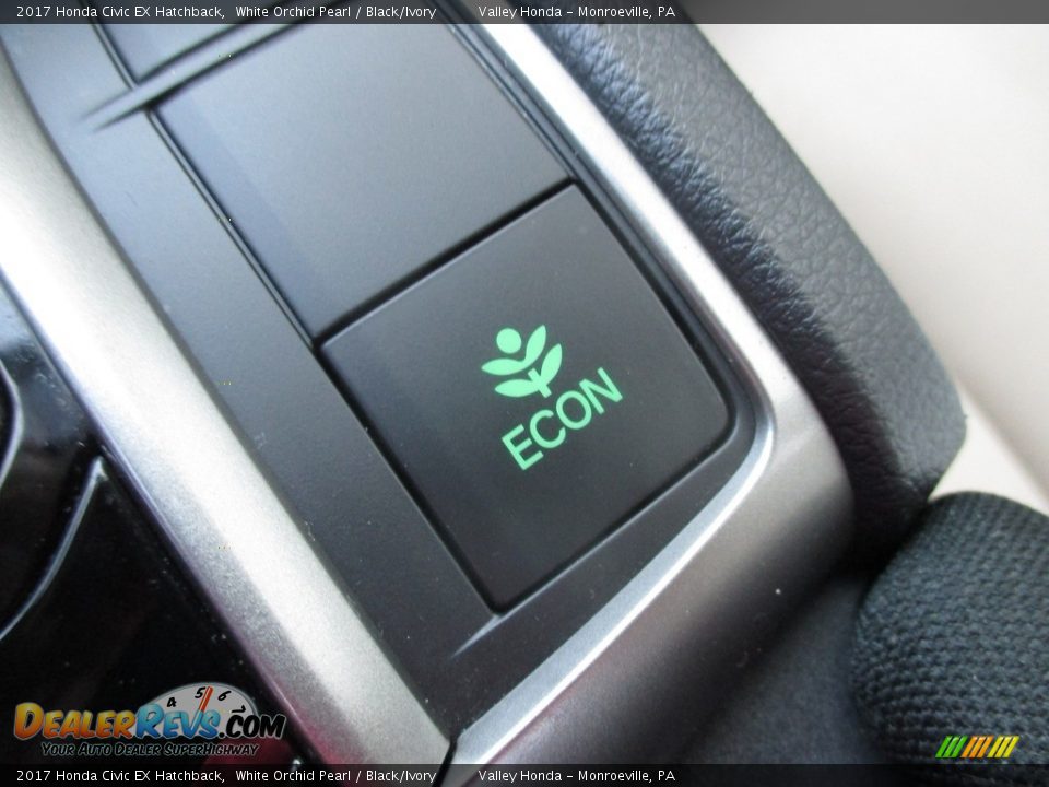 2017 Honda Civic EX Hatchback White Orchid Pearl / Black/Ivory Photo #18