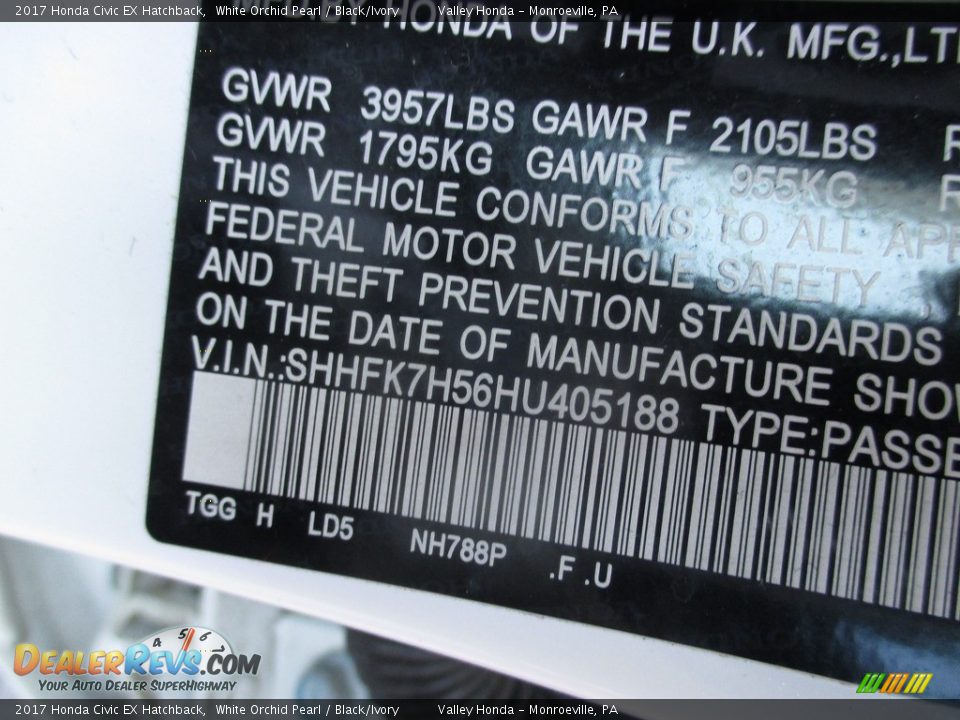 2017 Honda Civic EX Hatchback White Orchid Pearl / Black/Ivory Photo #19