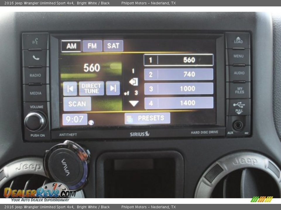 2016 Jeep Wrangler Unlimited Sport 4x4 Bright White / Black Photo #17