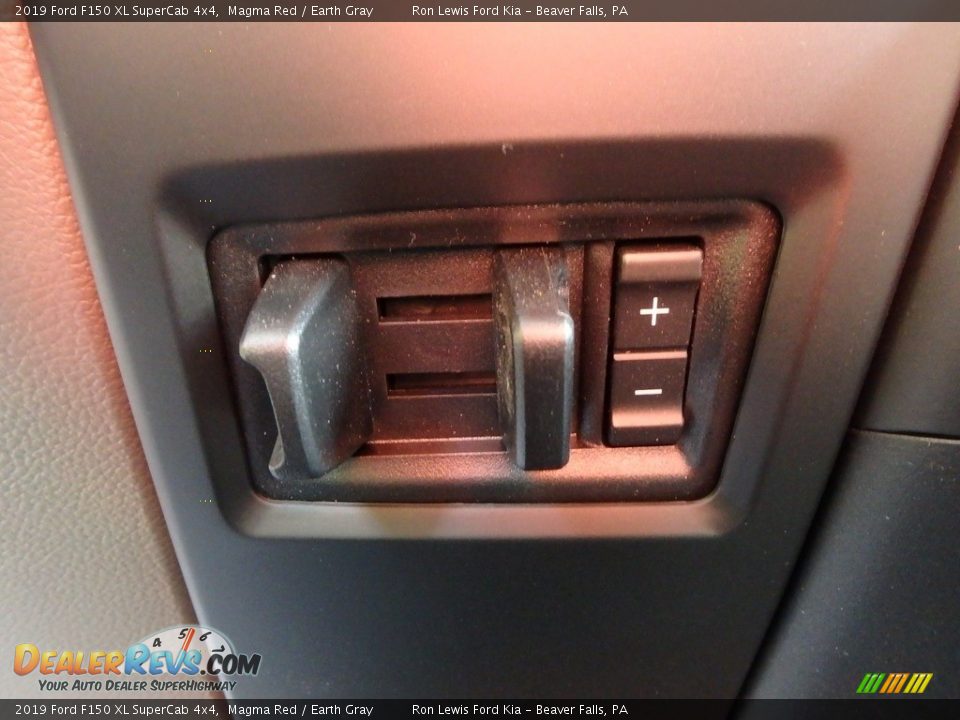 2019 Ford F150 XL SuperCab 4x4 Magma Red / Earth Gray Photo #18