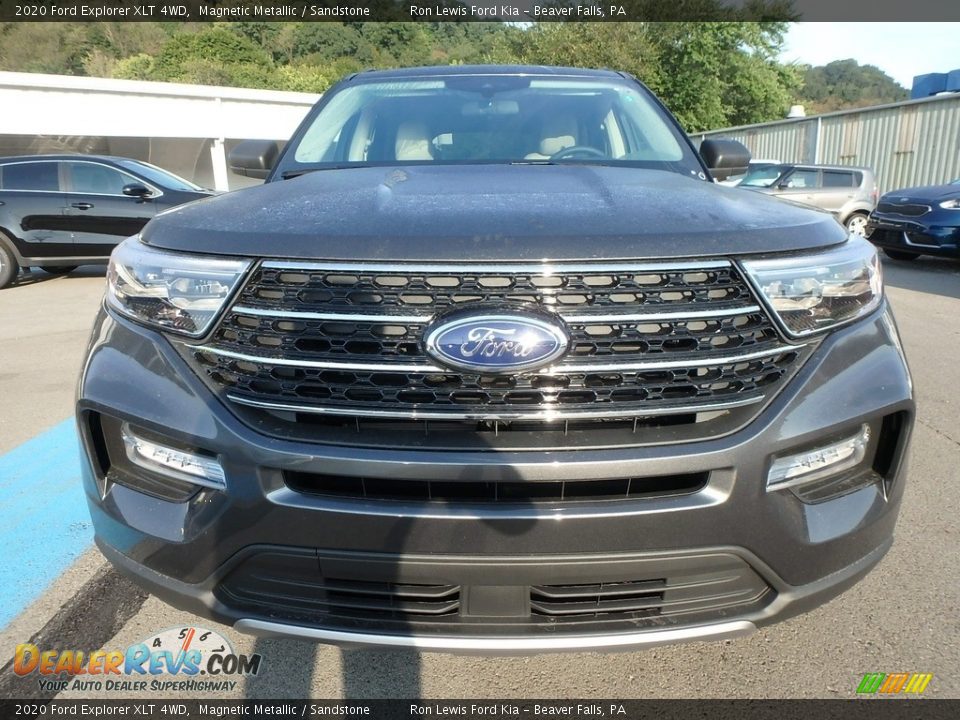 2020 Ford Explorer XLT 4WD Magnetic Metallic / Sandstone Photo #9