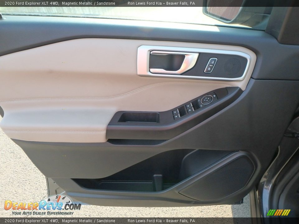 2020 Ford Explorer XLT 4WD Magnetic Metallic / Sandstone Photo #16