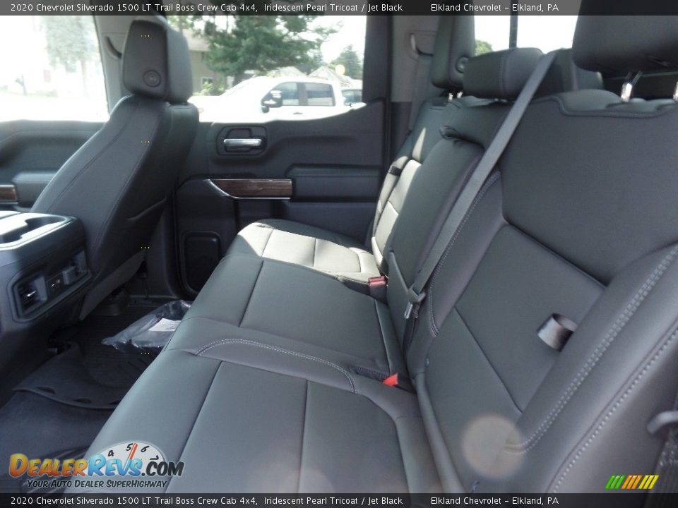 2020 Chevrolet Silverado 1500 LT Trail Boss Crew Cab 4x4 Iridescent Pearl Tricoat / Jet Black Photo #23