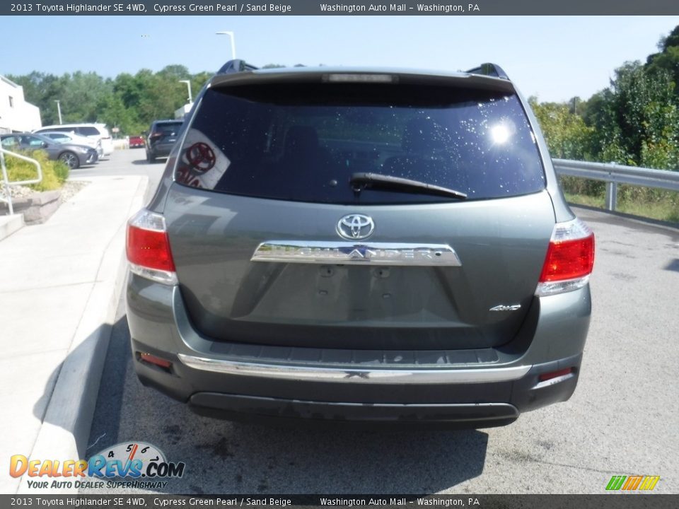 2013 Toyota Highlander SE 4WD Cypress Green Pearl / Sand Beige Photo #8