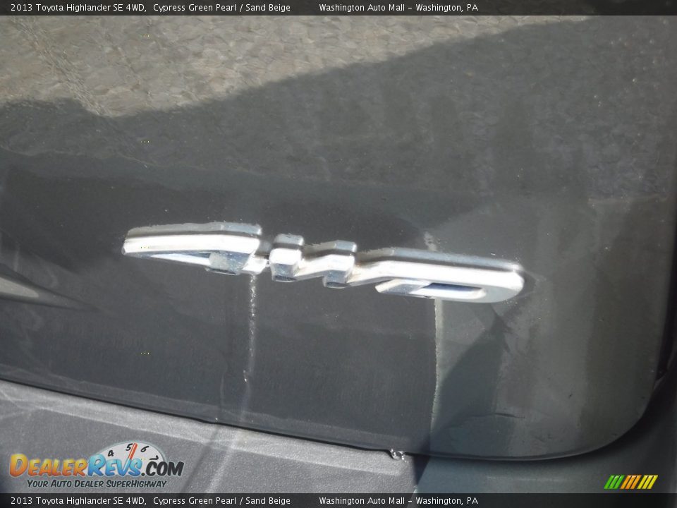 2013 Toyota Highlander SE 4WD Cypress Green Pearl / Sand Beige Photo #10