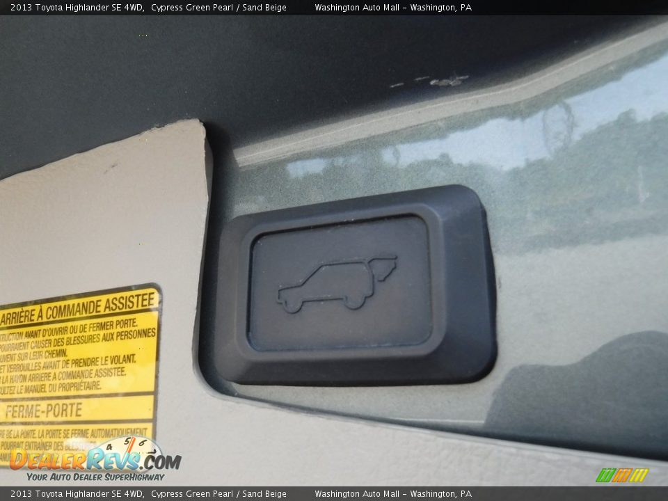 2013 Toyota Highlander SE 4WD Cypress Green Pearl / Sand Beige Photo #26