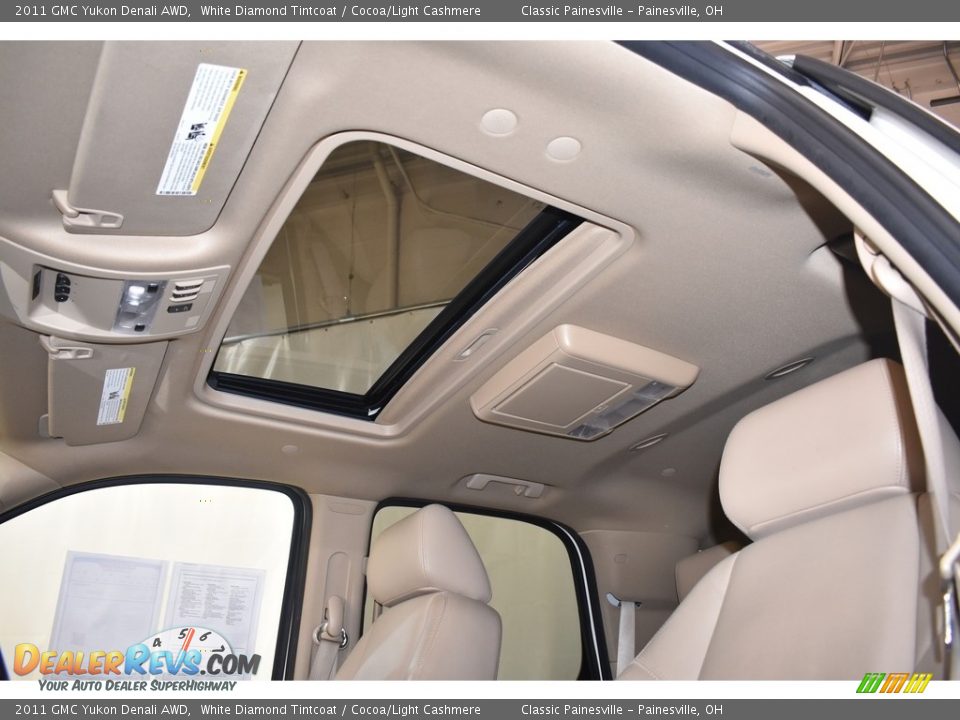2011 GMC Yukon Denali AWD White Diamond Tintcoat / Cocoa/Light Cashmere Photo #6