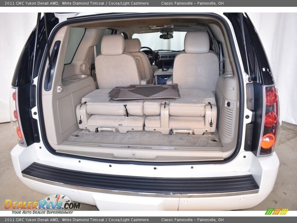 2011 GMC Yukon Denali AWD White Diamond Tintcoat / Cocoa/Light Cashmere Photo #11