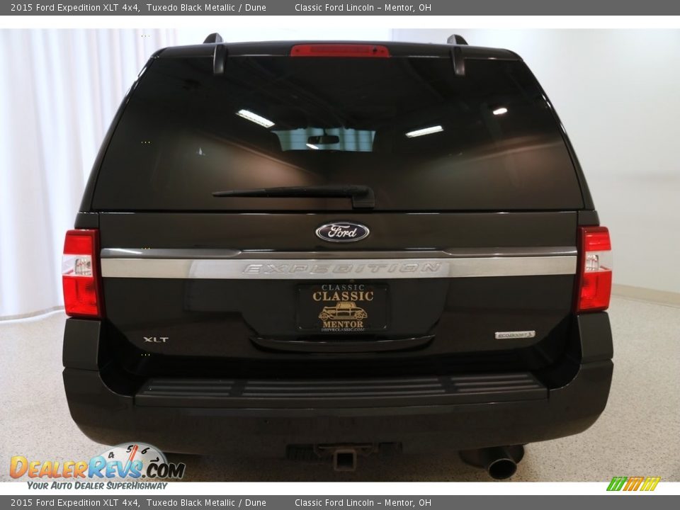 2015 Ford Expedition XLT 4x4 Tuxedo Black Metallic / Dune Photo #27