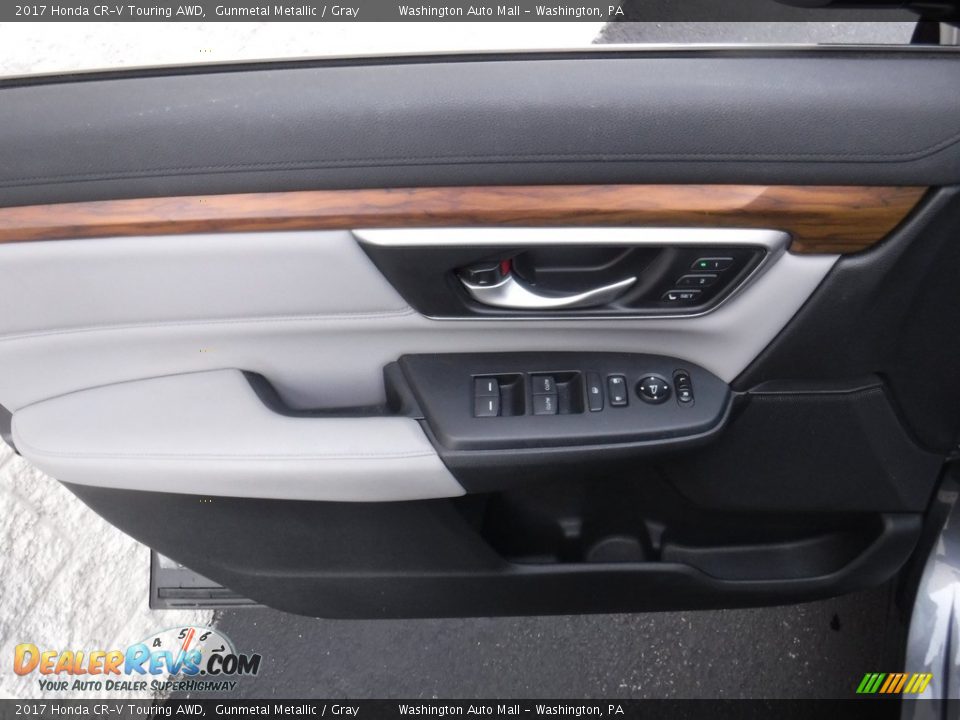 2017 Honda CR-V Touring AWD Gunmetal Metallic / Gray Photo #12