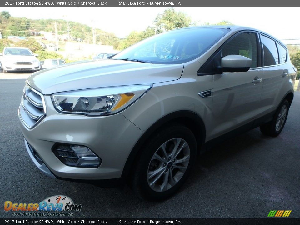 2017 Ford Escape SE 4WD White Gold / Charcoal Black Photo #3