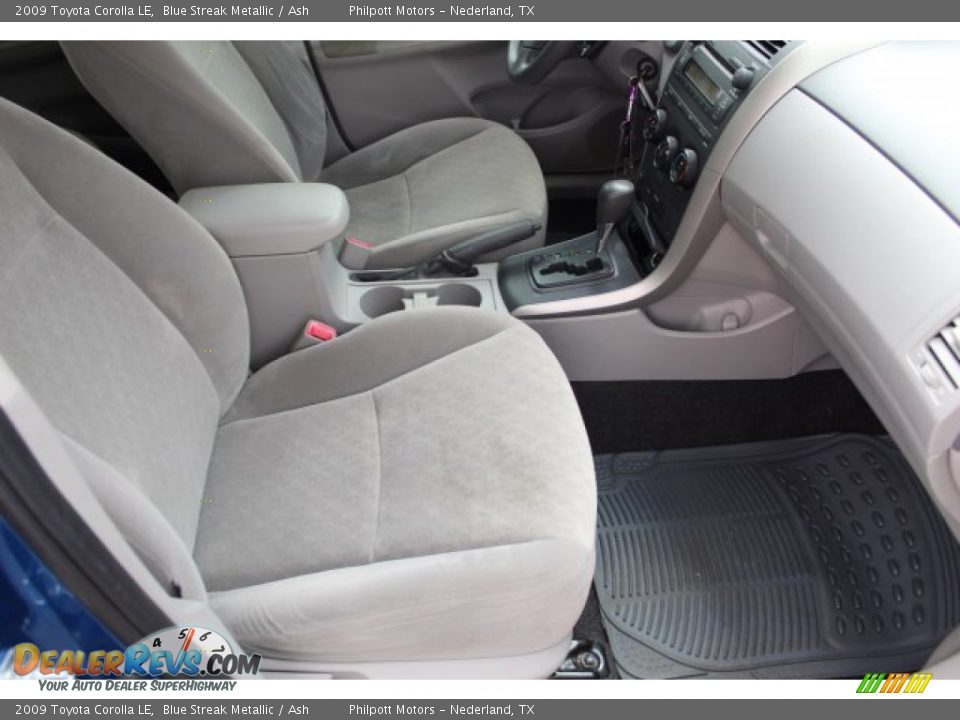 2009 Toyota Corolla LE Blue Streak Metallic / Ash Photo #24