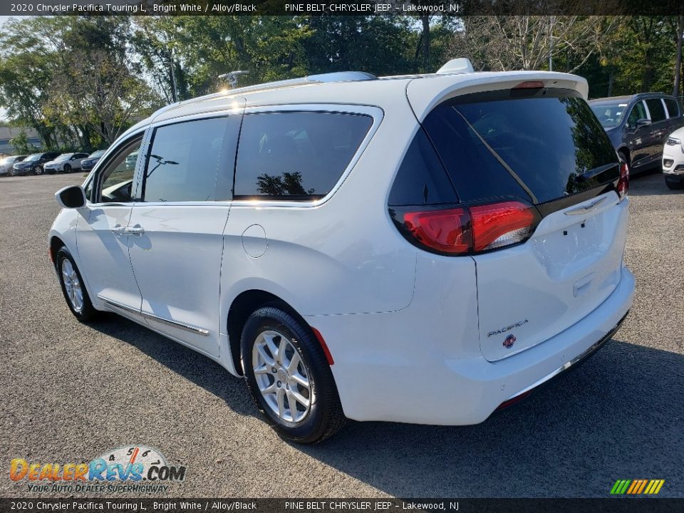 2020 Chrysler Pacifica Touring L Bright White / Alloy/Black Photo #4