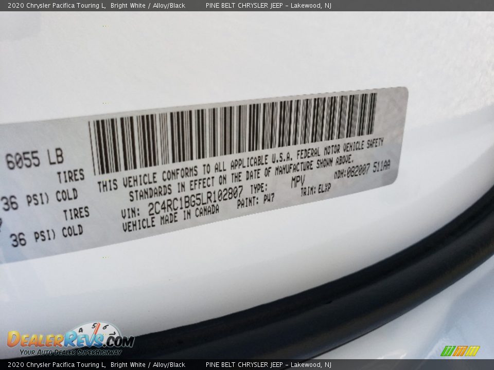 2020 Chrysler Pacifica Touring L Bright White / Alloy/Black Photo #9