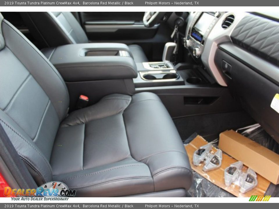 2019 Toyota Tundra Platinum CrewMax 4x4 Barcelona Red Metallic / Black Photo #28