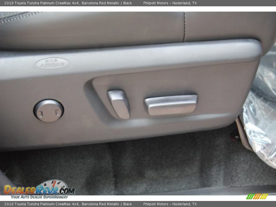 2019 Toyota Tundra Platinum CrewMax 4x4 Barcelona Red Metallic / Black Photo #29