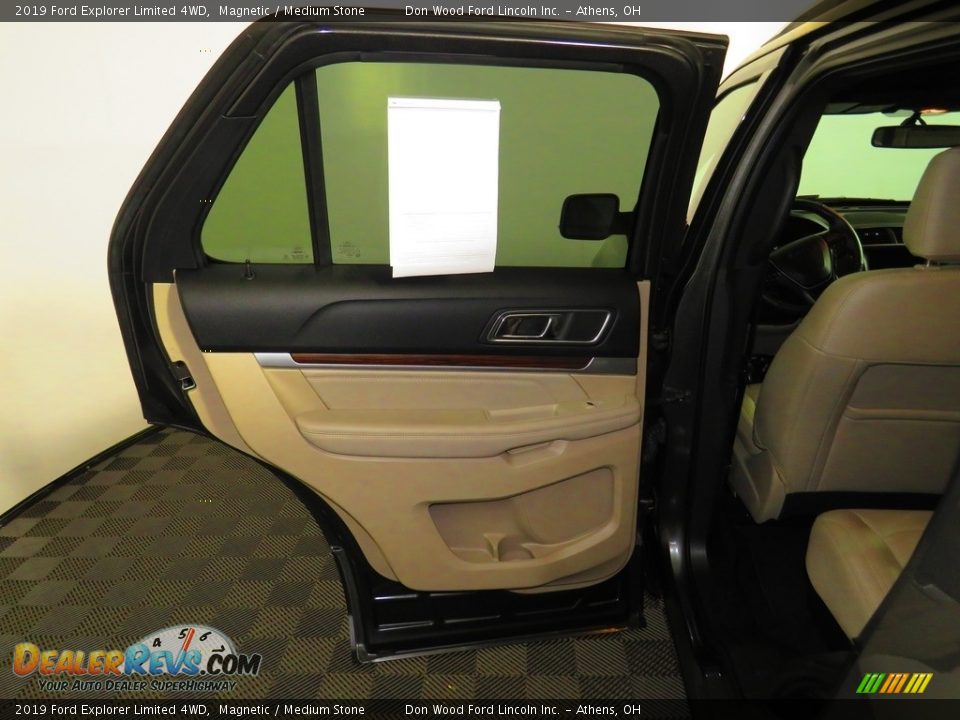 2019 Ford Explorer Limited 4WD Magnetic / Medium Stone Photo #22