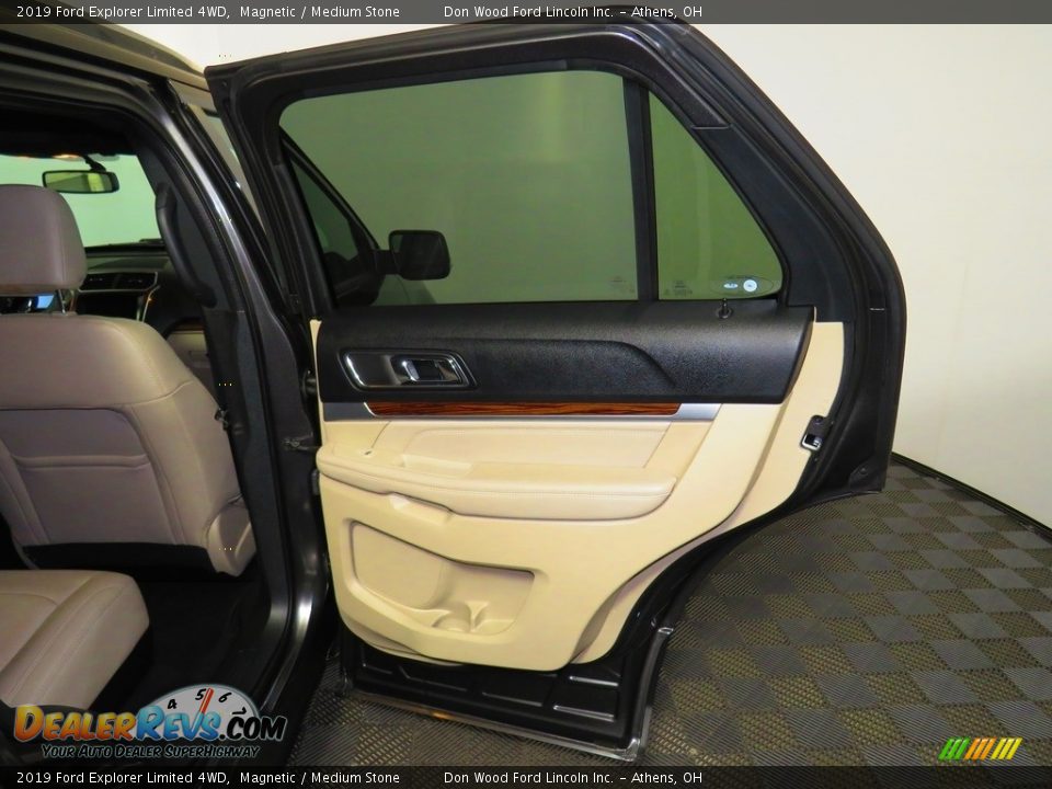 2019 Ford Explorer Limited 4WD Magnetic / Medium Stone Photo #24