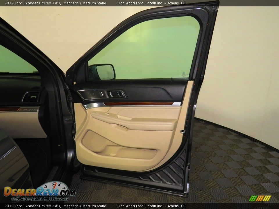 2019 Ford Explorer Limited 4WD Magnetic / Medium Stone Photo #26