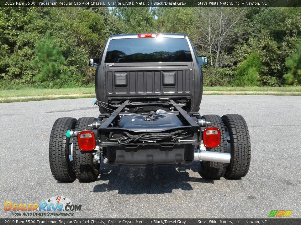 2019 Ram 5500 Tradesman Regular Cab 4x4 Chassis Granite Crystal Metallic / Black/Diesel Gray Photo #12