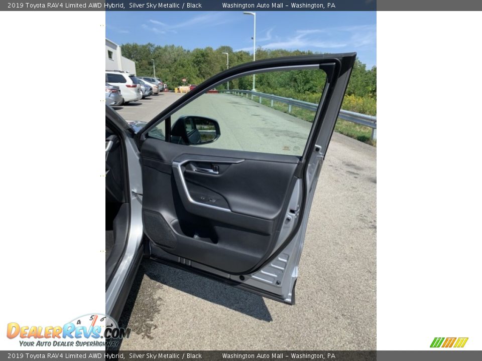 2019 Toyota RAV4 Limited AWD Hybrid Silver Sky Metallic / Black Photo #32