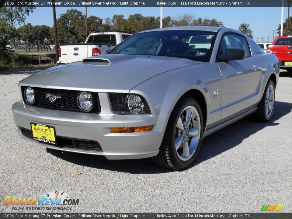 2009 Ford Mustang GT Premium Coupe Brilliant Silver Metallic / Light Graphite Photo #1