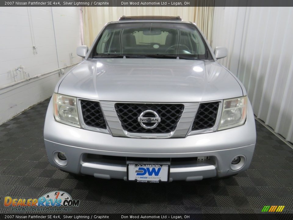 2007 Nissan Pathfinder SE 4x4 Silver Lightning / Graphite Photo #5