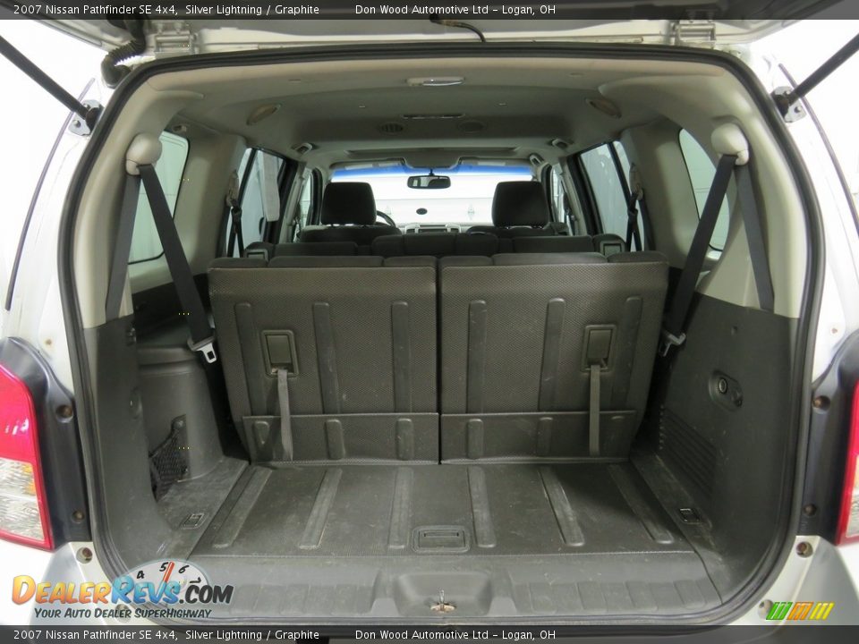 2007 Nissan Pathfinder SE 4x4 Silver Lightning / Graphite Photo #13