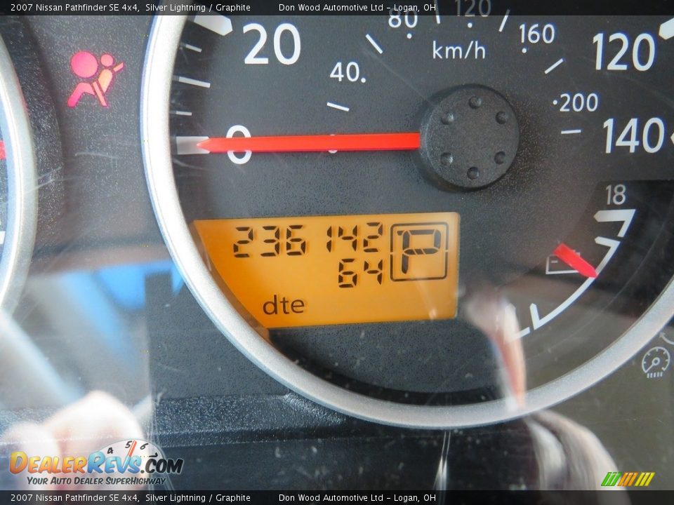 2007 Nissan Pathfinder SE 4x4 Silver Lightning / Graphite Photo #19