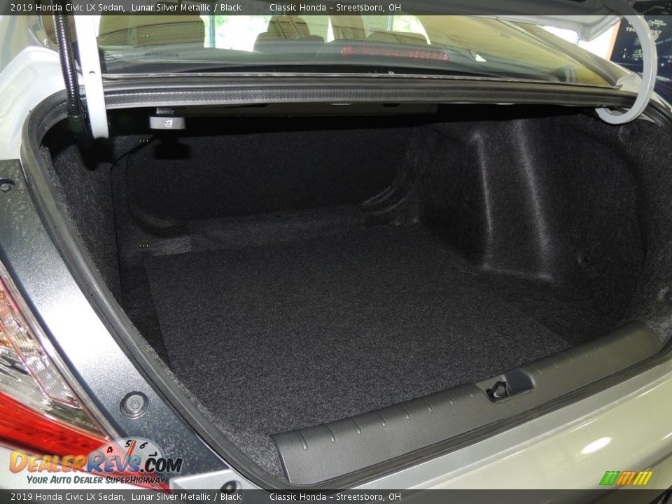 2019 Honda Civic LX Sedan Lunar Silver Metallic / Black Photo #17