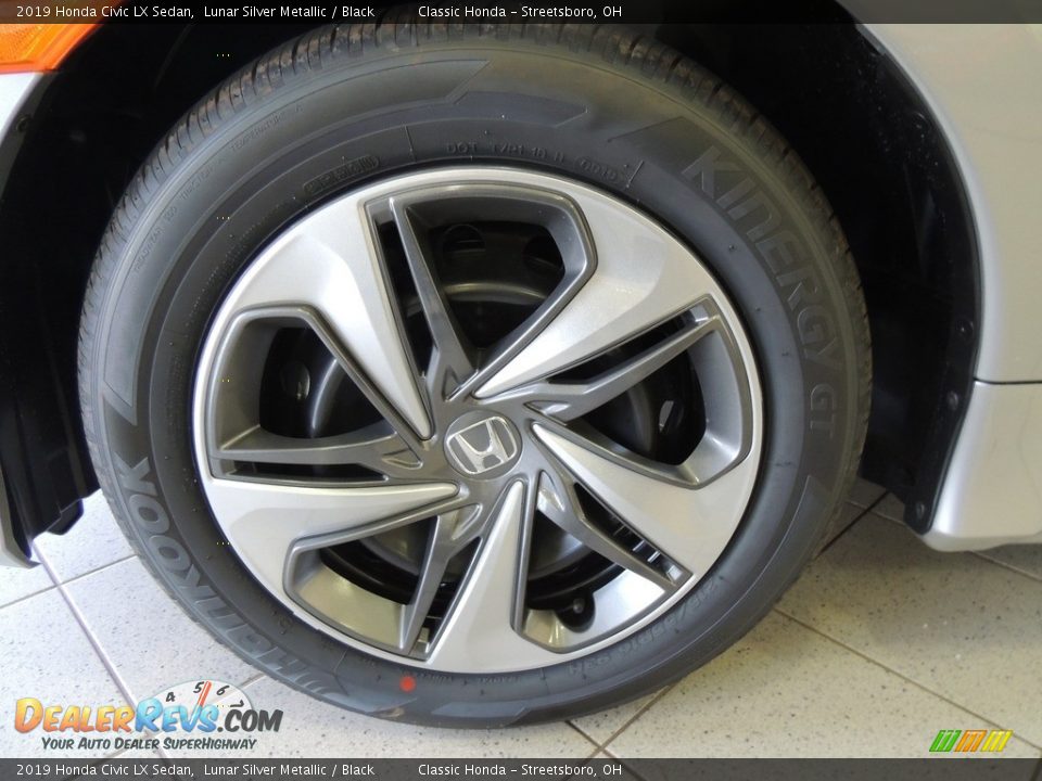2019 Honda Civic LX Sedan Lunar Silver Metallic / Black Photo #19