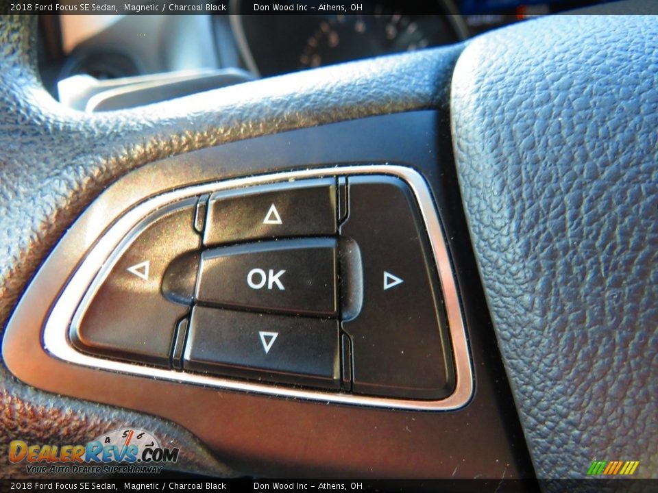 2018 Ford Focus SE Sedan Magnetic / Charcoal Black Photo #31