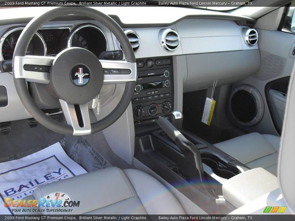 2009 Ford Mustang GT Premium Coupe Brilliant Silver Metallic / Light Graphite Photo #10