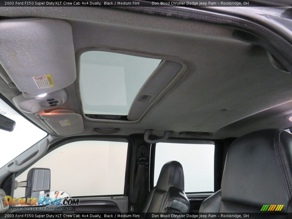 2003 Ford F350 Super Duty XLT Crew Cab 4x4 Dually Black / Medium Flint Photo #2