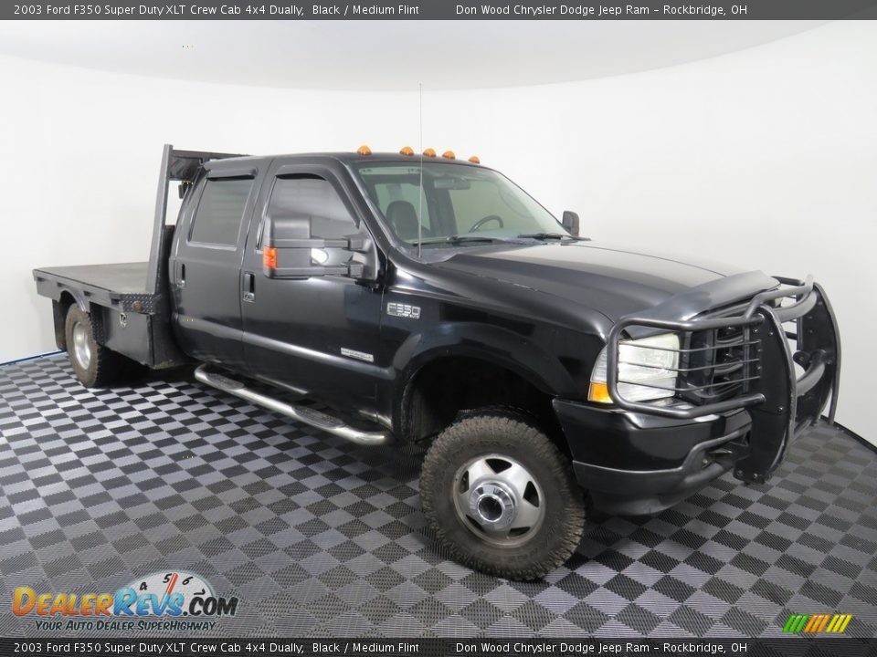 2003 Ford F350 Super Duty XLT Crew Cab 4x4 Dually Black / Medium Flint Photo #3