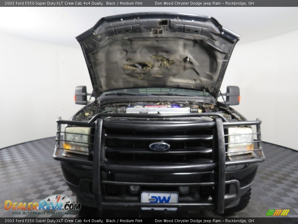 2003 Ford F350 Super Duty XLT Crew Cab 4x4 Dually Black / Medium Flint Photo #6