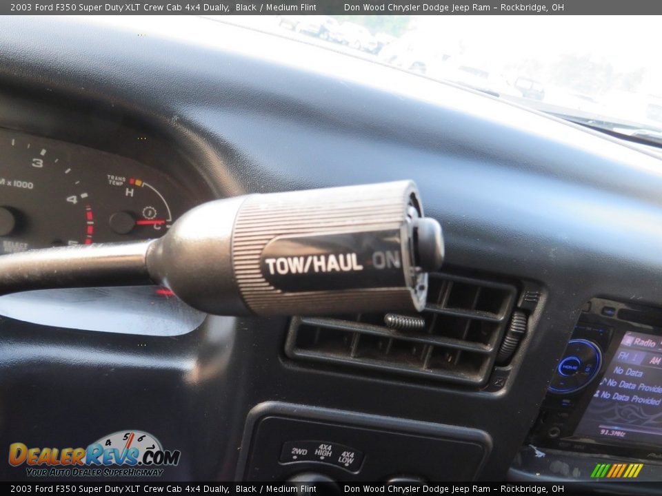 2003 Ford F350 Super Duty XLT Crew Cab 4x4 Dually Black / Medium Flint Photo #26