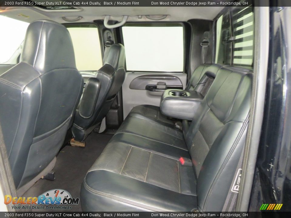 2003 Ford F350 Super Duty XLT Crew Cab 4x4 Dually Black / Medium Flint Photo #33