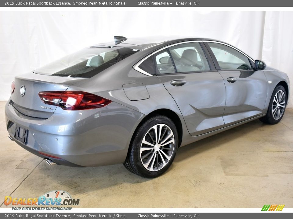 2019 Buick Regal Sportback Essence Smoked Pearl Metallic / Shale Photo #2