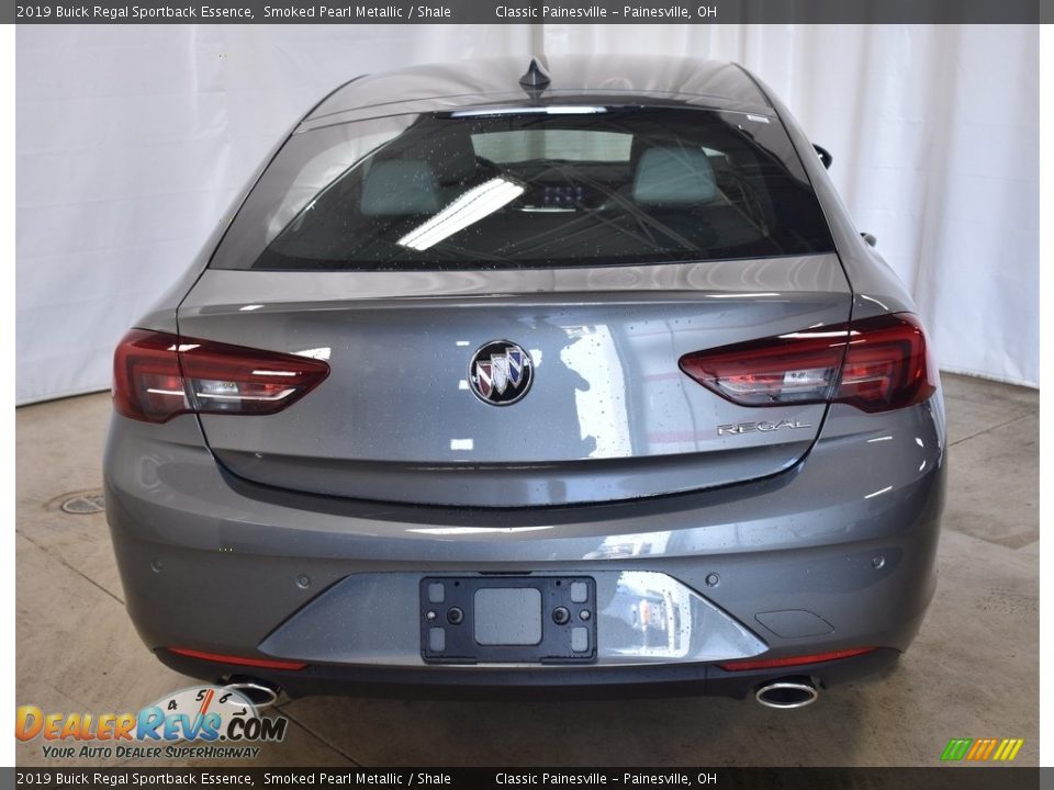2019 Buick Regal Sportback Essence Smoked Pearl Metallic / Shale Photo #3