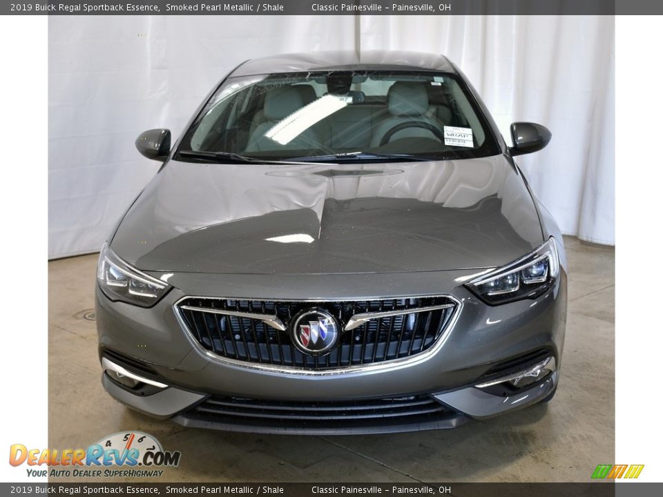 2019 Buick Regal Sportback Essence Smoked Pearl Metallic / Shale Photo #4