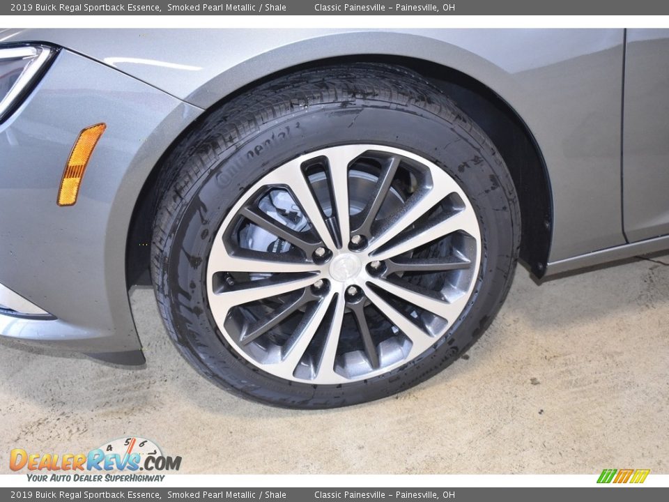 2019 Buick Regal Sportback Essence Smoked Pearl Metallic / Shale Photo #5